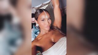 Daphne Joy: putting on a show #2