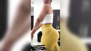 Darihana Nova: Id fukk her till she cryss. Fuck that ass is phat #4