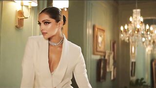 Deepika Padukone: Deepika Padukone for Asian Paints, Love that cleavage ♥️♥️♥️♥️ *NEW* #2