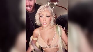 Doja Cat: She seems fun and playful #4