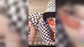 Doja Cat: ♥️♥️Doja throwing it back while wearing black and white stripes on♥️♥️ #2