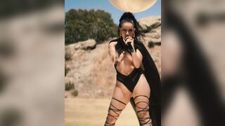 Doja Cat: That body №5 #2