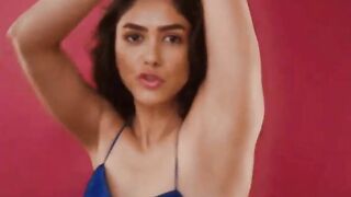 Bollywood Celebrity Armpits: Mrunal Thakur #3