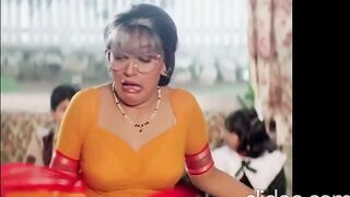 Bollywood Milfs: Madhuri Pallu Drop #2