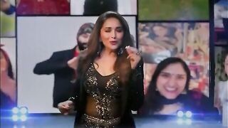 Bollywood Milfs: Madhuri Dixit bending to show cleavage in Tu Hai Mera song #4