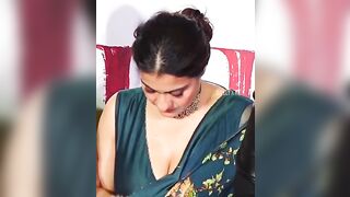 Bollywood Milfs: Have a look at Sexy milf milk tanker Kajol #4