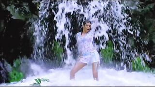 Bollywood Milfs: Sushmita Sen rain dance ♥️♥️♥️♥️ #3