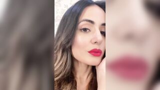 Bollywood Milfs: Hina Khan sexy lipstick lips #4