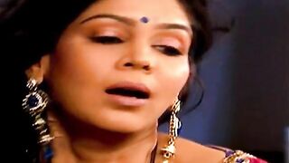 Bollywood Milfs: Sakshi Tanwar Hot Scene KisKis N Ye Tv Par Full S DekhaTha♥️♥️ #4