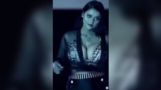 Bollywood Milfs: Ig says her name Nagma Akhtar. I have doubt. Clarify if you can. Btw tits are huge♥️♥️♥️♥️ #2