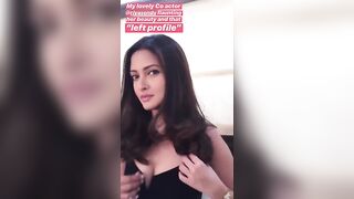 Riya Sen revealing her hot cleavage