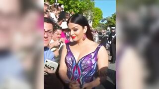 Bollywood Milfs: Mommy Aishwarya Rai's massive boobs. #4