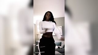 Bria Myles: « First I drop my top » #2