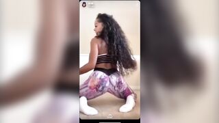 Brittany Renner: Tights twerk♥️♥️ #4