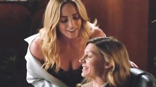 Caity Lotz: Legends of Tomorrow S04 (hottest scene) 2 #4