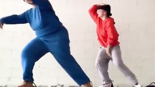 Camren Bicondova: dancing #4