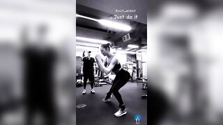 Candice Swanepoel: Workout ♥️♥️ #2