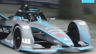 Cara Delevingne: FIA Formula E - London EPrix #3