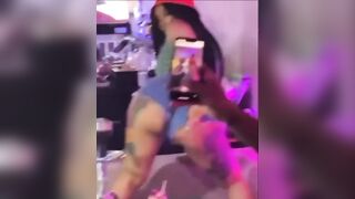 Cardi B: Twerking in club #3