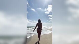 Casi Davis: Slow motion beach walk #4