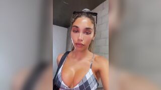 Chantel Jeffries: Post workout cleavage #2