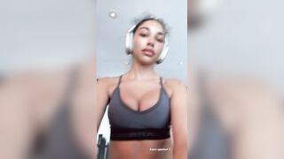 Chantel Jeffries: Workout Bounce 2 #3