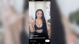 Chloe Bailey: IG live №2 #4