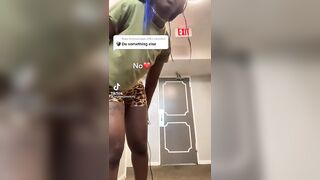 Jumping Rope While Simultaneously Ass Clapping? ???? Pt. 2