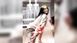 Billie Eilish: Cute twerk #2