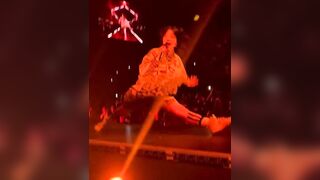 Billie Eilish: Split in Amsterdam #2