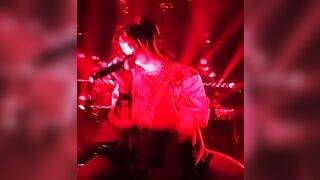 Billie Eilish: The hottest view #4