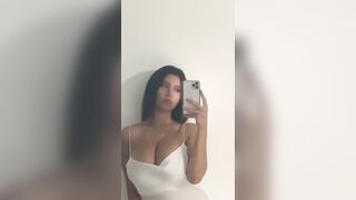 Coral Sharon: Selfie video #2